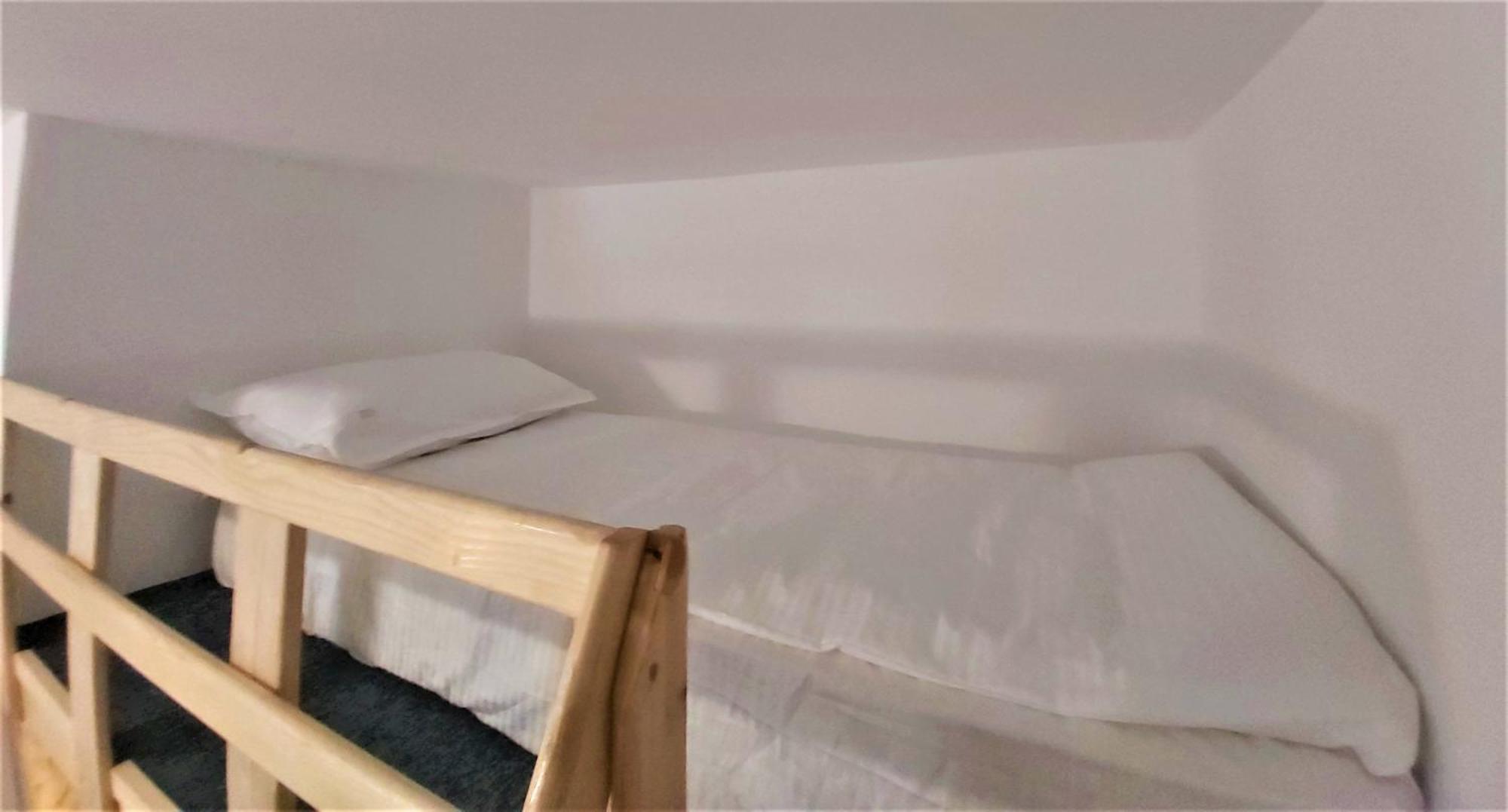 Apartment 92
